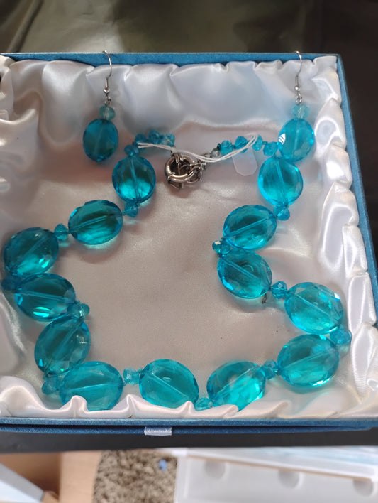 Necklace with earrings
